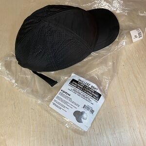 Skullerz By Ergodyne 8947  XL Bump Cap Short Brim Adjustable Black